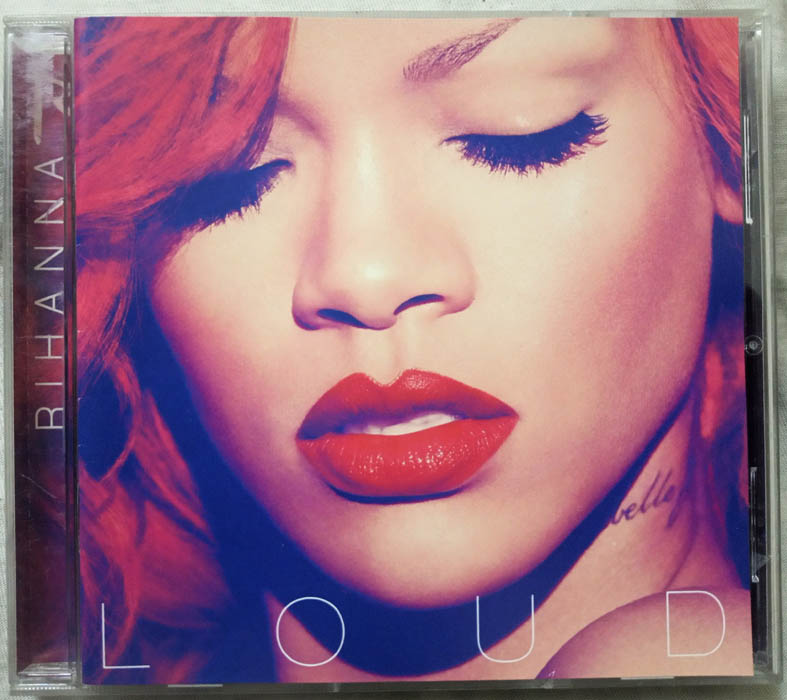 Rihanna Loud Audio cd (2)