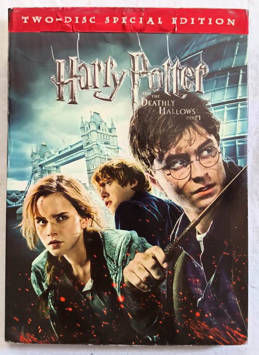 Harry Potter and the Deathly Hallows Part 1 English DVD